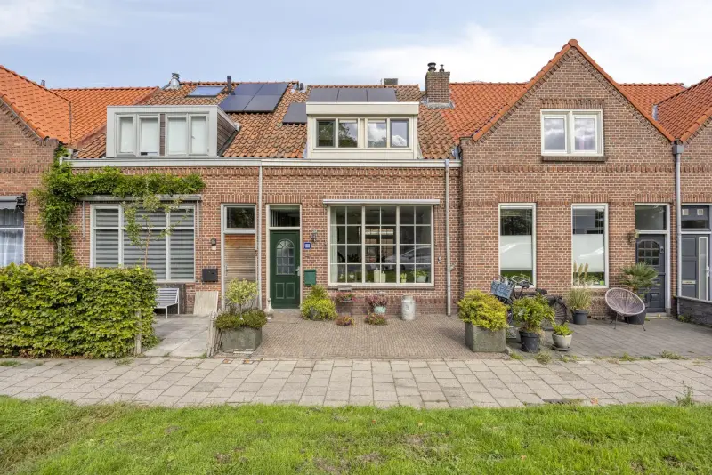 Woning Woudseweg 100 in Den Hoorn